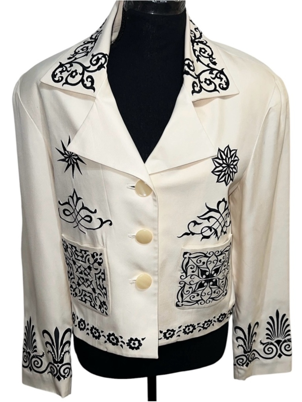 iBE Vintage Women’s Silk Embroidered Blazer Ivory Cream Black Size 6 RN 83420 *
